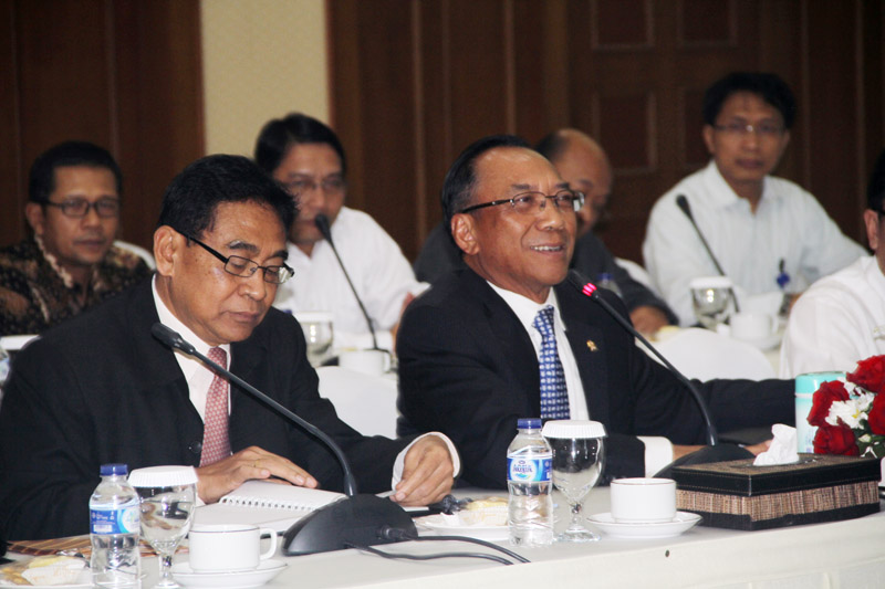 Perijinan Sektor Minyak Dan Gas Bumi Akan Disederhanakan